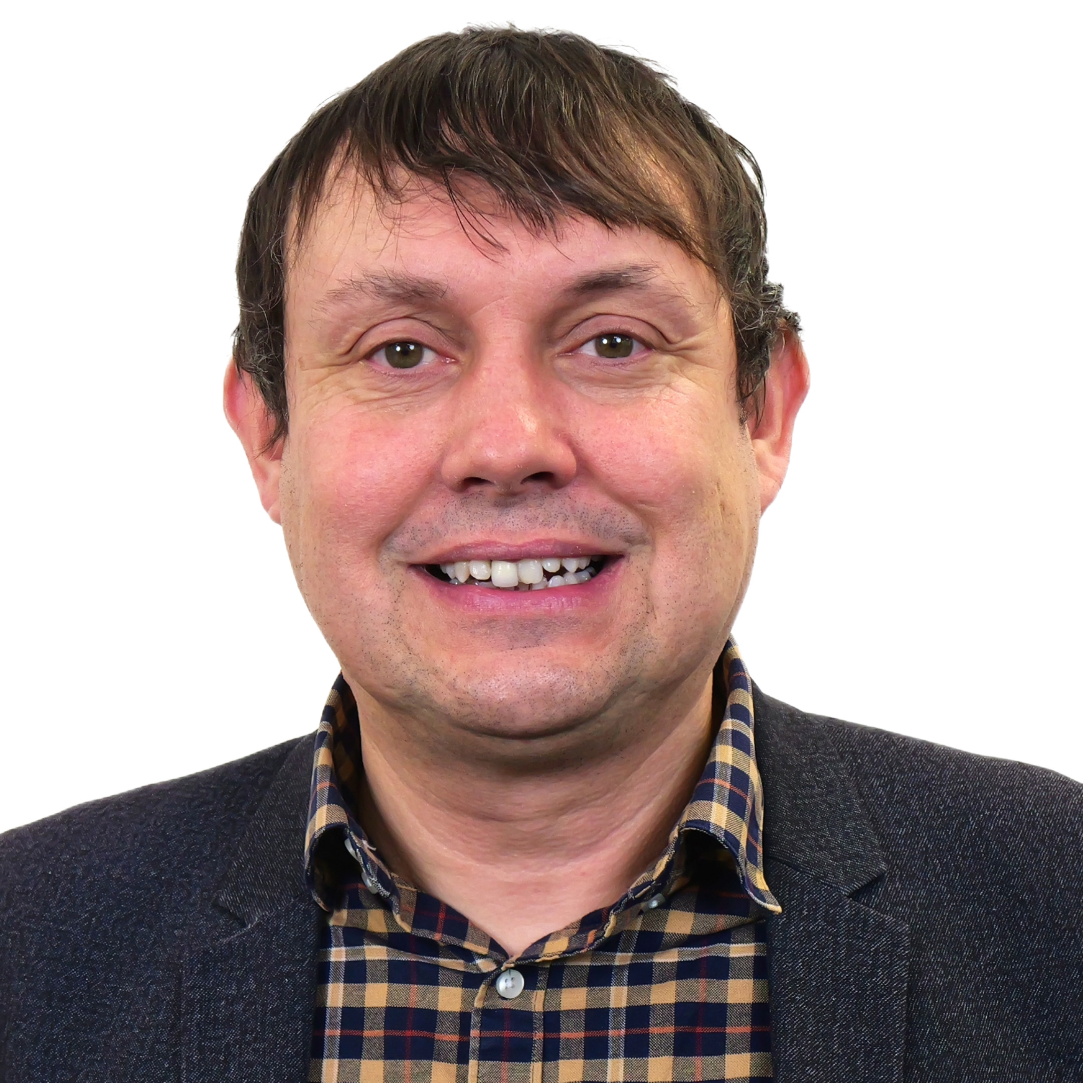 Lee Williams (TMS) smiling in a white background.